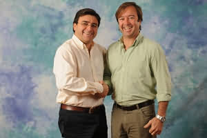 El Alcalde Mario Olavarría junto a Jorge Boher. Foto de la campaña.