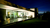 En Plataforma Arquitectura: Casa en Piedra Roja de Riesco + Rivera Arquitectos Asociados